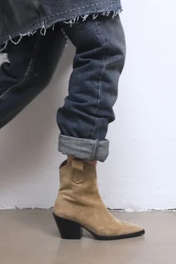 Cph238 Suede